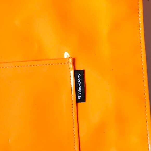 VINTAGE Blackberry Bag Designer Tom Dixon Very Mod Stylish Bag - Picture 6 of 7